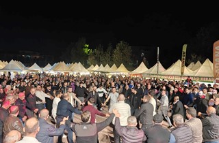 10. Hemşehri Dernekleri Festivaline Zeynep Başkan Damga Vurdu!